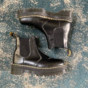 Dr. Marten Platform Chelsea Boots